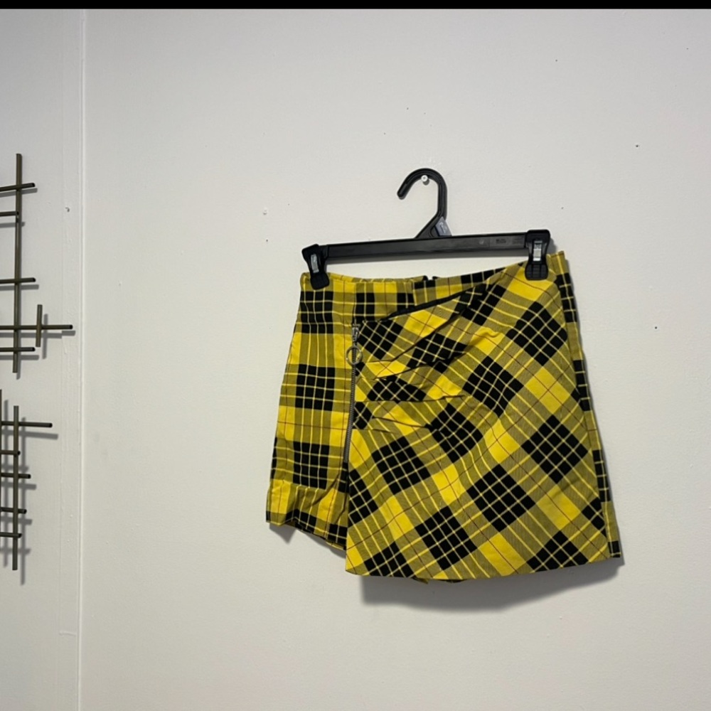 Zara Yellow and Black Plaid Skort
